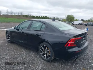 2019 Volvo S60 Momentum with VIN 7JRA22TK5KG018383, listed as a IAAI auction lot 42146289 with 111,227 mi miles. Bid and sale history available at carsss.com. Image 3.