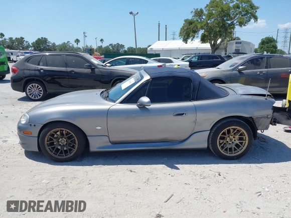 2003 Mazda MX-5 Miata Cloth with VIN JM1NB353930311340, listed as a IAAI auction lot 42145967 with 194,740 mi miles and . Bid and sale history available at DreamBid. Image 15.