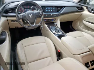 2018 Buick Regal Essence with VIN W04GP6SX4J1127816, listed as a Copart auction lot 58793905 with 86,501 mi miles and Salvage title. Bid and sale history available at DreamBid. Image 8.