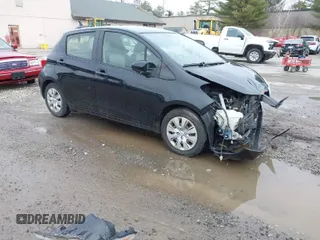 2012 Toyota Yaris L with VIN JTDKTUD30CD539341, listed as a IAAI auction lot 41981342 with 210,253 mi miles. Bid and sale history available at carsss.com. Image 1.