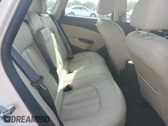 2015 Buick Verano Group z VIN 1G4PS5SK2F4208334, wystawiony jako Copart lot #54661105 z przebiegiem 159 733 mil mil oraz Szkoda całkowita • Salvage title. Historia ofert i sprzedaży dostępna na DreamBid. Obrazek 10.