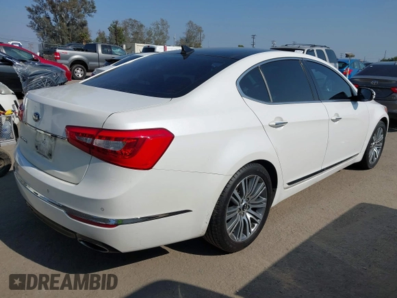 2016 Kia Cadenza Premium with VIN KNALN4D75G5218796, listed as a IAAI auction lot 42151269 with 123,332 mi miles. Bid and sale history available at carsss.com. Image 4.