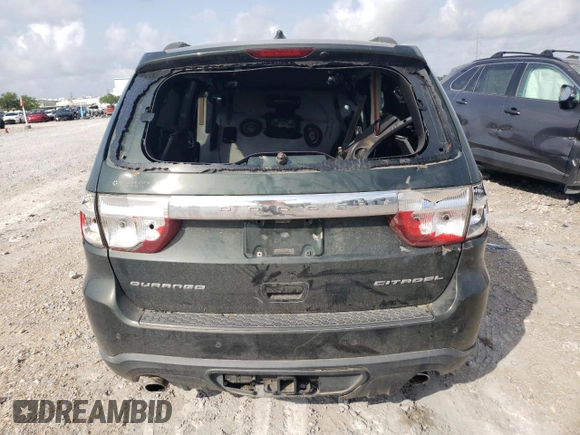 2011 Dodge Durango Citadel z VIN 1D4SD5GT8BC592407, wystawiony jako Copart lot #54260555 z przebiegiem Nie podano mil oraz Szkoda całkowita • Salvage title. Historia ofert i sprzedaży dostępna na DreamBid. Obrazek 6.