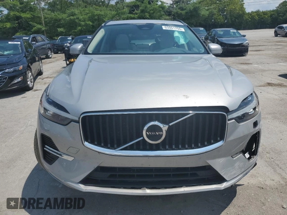 2022 Volvo XC60 Momentum z VIN YV4L12RK9N1967229, wystawiony jako Copart lot #65001794 z przebiegiem 48 584 mil mil oraz Nie do naprawy • Non repairable. Historia ofert i sprzedaży dostępna na DreamBid. Obrazek 5.