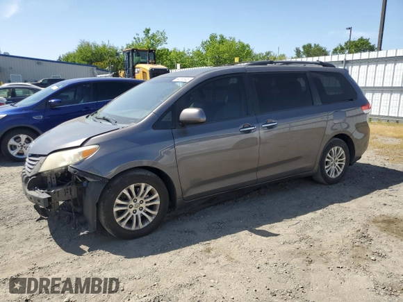 2013 Toyota Sienna XLE AAS with VIN 5TDYK3DC3DS357310, listed as a Copart auction lot 54062845 with 298,725 mi miles and Salvage Title. Bid and sale history available at carsss.com. Image 1.