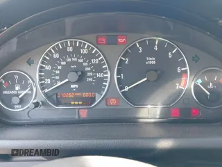 2000 BMW Z3 2.8 with VIN 4USCH3343YLF43582, listed as a IAAI auction lot 41754289 with 70,262 mi miles and . Bid and sale history available at DreamBid. Image 7.