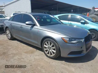 2014 Audi A6 Premium Plus z VIN WAUFGAFC5EN007708, wystawiony jako IAAI lot #42148700 z przebiegiem 107 064 mil mil oraz . Historia ofert i sprzedaży dostępna na DreamBid. Obrazek 1.