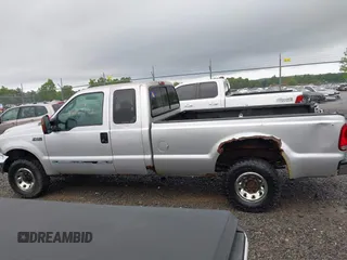 2003 Ford F-250 XL с VIN 1FTNX21P43ED12211, выставлен на аукционе IAAI как лот 42267003 с пробегом 214 101 миль миль и . История ставок и продаж доступна на DreamBid. Изображение 15.