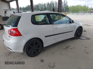 2007 Volkswagen Rabbit z VIN WVWBR71K67W191437, wystawiony jako IAAI lot #42082924 z przebiegiem 183 154 mil mil oraz . Historia ofert i sprzedaży dostępna na DreamBid. Obrazek 4.