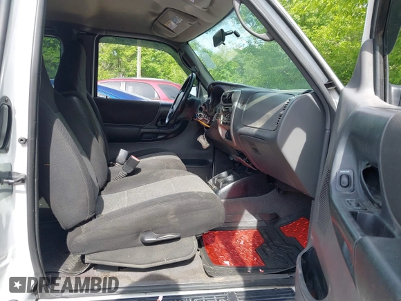2003 Ford Ranger XL Fleet with VIN 1FTZR45E83PB51656, listed as a IAAI auction lot 42252102 with 147,949 mi miles and . Bid and sale history available at DreamBid. Image 5.
