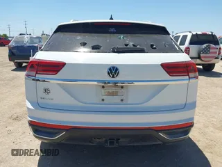 2021 Volkswagen Atlas SEL с VIN 1V2EE2CA8MC202806, выставлен на аукционе IAAI как лот 41984025 с пробегом 126 868 миль миль и . История ставок и продаж доступна на DreamBid. Изображение 16.