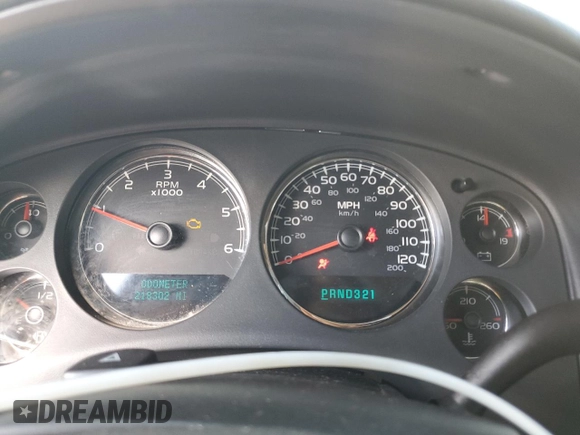 2007 Chevrolet Avalanche LT w/2LT with VIN 3GNEC12J87G175778, listed as a Copart auction lot 72176374 with 218,302 mi miles and Salvage Title. Bid and sale history available at carsss.com. Image 9.