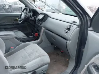 2003 Honda Pilot LX with VIN 2HKYF181X3H610581, listed as a IAAI auction lot 41743077 with 212,207 mi miles and . Bid and sale history available at DreamBid. Image 5.