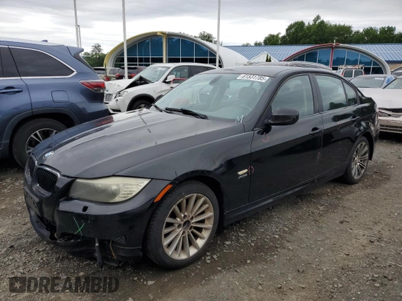 2011 BMW 3 Series 328i xDrive with VIN WBAPK5C58BA655062, listed as a Copart auction lot 61531785 with 211,145 mi miles and Salvage title. Bid and sale history available at DreamBid. Image 1.