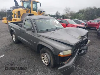 2002 Dodge Dakota with VIN 1B7FL16X62S683972, listed as a IAAI auction lot 41972271 with 158,436 mi miles and . Bid and sale history available at carsss.com. Image 1.