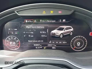 2017 Audi Q7 Premium Plus with VIN WA1LAAF75HD018870, listed as a IAAI auction lot 41988405 with 84,897 mi miles. Bid and sale history available at carsss.com. Image 7.