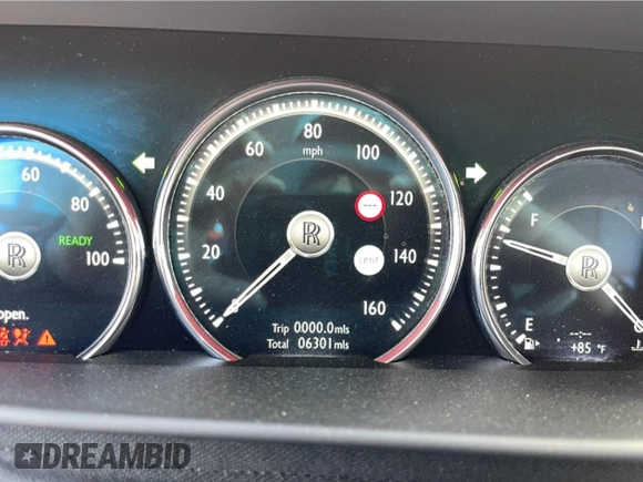 2022 Rolls-Royce Cullinan z VIN SLATV4C09NU210833, wystawiony jako Copart lot #86283314 z przebiegiem 6 301 mil mil oraz Nie do naprawy • Non repairable. Historia ofert i sprzedaży dostępna na DreamBid. Obrazek 9.
