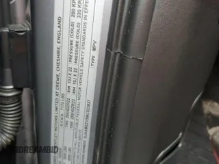 2021 Bentley Bentayga V8 z VIN SJAAM2ZV5MC033827, wystawiony jako Copart lot #75244994 z przebiegiem 16 527 mil mil oraz Nie do naprawy • Non repairable. Historia ofert i sprzedaży dostępna na DreamBid. Obrazek 14.