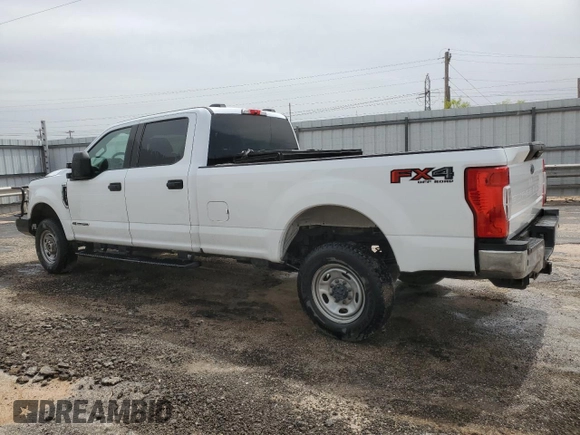 2021 Ford Super Duty F-250 SRW XL with VIN 1FT7W2BT8MED94503, listed as a Copart auction lot 50867015 with 208,192 mi miles and Clean Title. Bid and sale history available at carsss.com. Image 2.