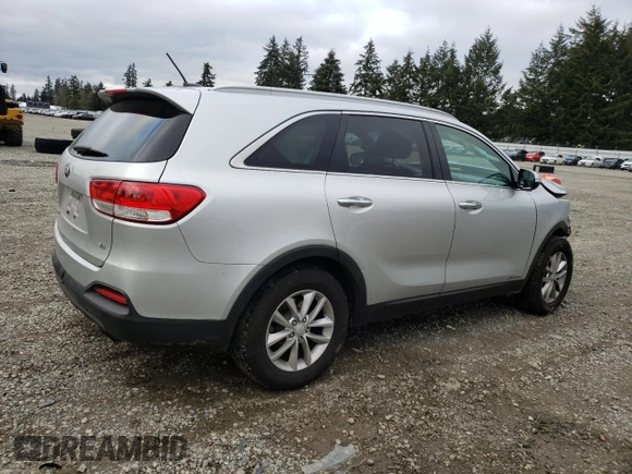 2017 Kia Sorento LX with VIN 5XYPGDA5XHG220425, listed as a Copart auction lot 47653075 with 191,170 mi miles and Salvage Title. Bid and sale history available at carsss.com. Image 3.