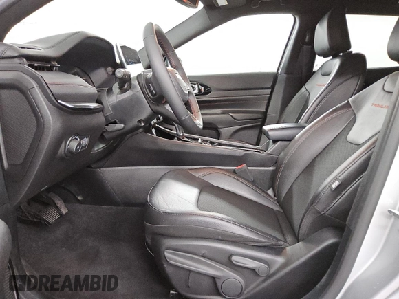 2025 Jeep Compass Trailhawk с VIN 3C4NJDDN4ST523821, выставлен на аукционе Copart как лот 61833225 с пробегом 22 208 миль миль и Чистый • Clean title. История ставок и продаж доступна на DreamBid. Изображение 7.