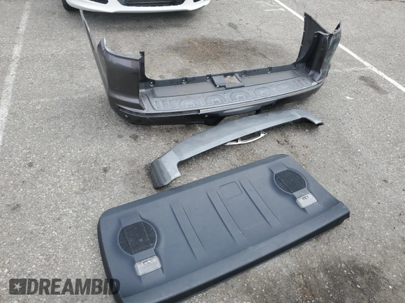2010 Toyota 4Runner SR5 z VIN JTEZU5JR1A5003267, wystawiony jako Copart lot #55362175 z przebiegiem 449 563 mil mil oraz Szkoda całkowita • Salvage title. Historia ofert i sprzedaży dostępna na DreamBid. Obrazek 13.
