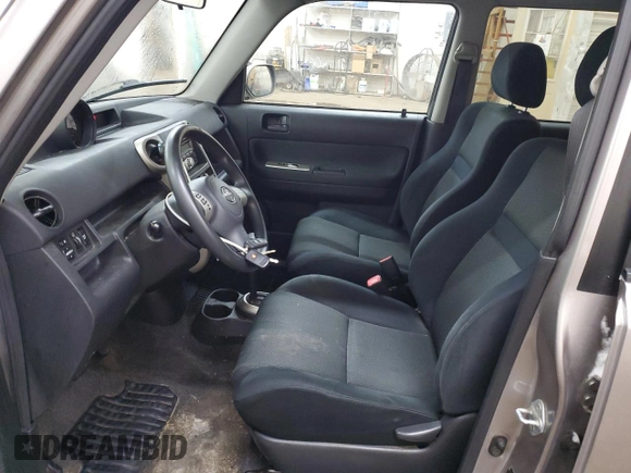 2006 Scion xB with VIN JTLKT324364116025, listed as a Copart auction lot 88284325 with 252,387 mi miles and Non Repairable. Bid and sale history available at carsss.com. Image 7.