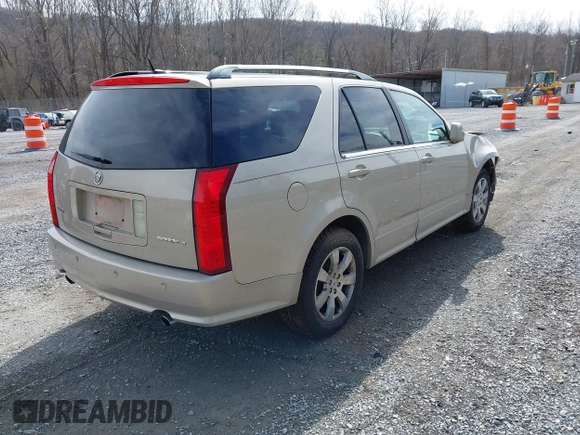 2007 Cadillac SRX with VIN 1GYEE63A670135714, listed as a IAAI auction lot 41876168 with 150,648 mi miles. Bid and sale history available at carsss.com. Image 4.