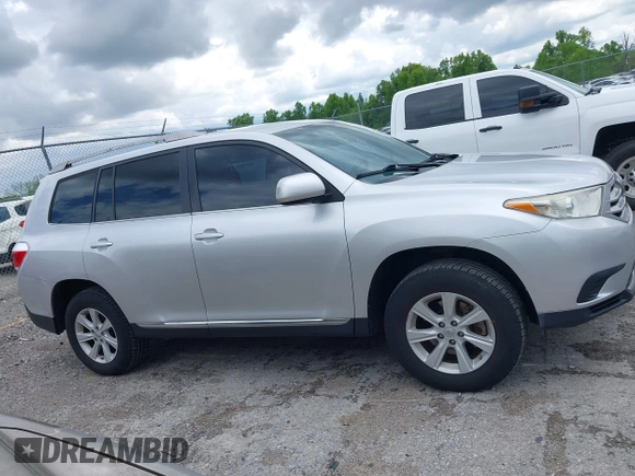 2013 Toyota Highlander with VIN 5TDZA3EH0DS037993, listed as a IAAI auction lot 42180685 with 212,729 mi miles and . Bid and sale history available at DreamBid. Image 13.