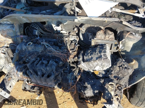 2019 Kia Soul z VIN KNDJN2A25K7910335, wystawiony jako IAAI lot #41400343 z przebiegiem Nie podano mil oraz . Historia ofert i sprzedaży dostępna na DreamBid. Obrazek 10.