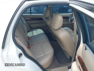 2004 Mercury Grand Marquis GS z VIN 2MEFM74W54X654116, wystawiony jako IAAI lot #41875021 z przebiegiem 129 999 mil mil oraz . Historia ofert i sprzedaży dostępna na DreamBid. Obrazek 8.