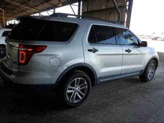 2015 Ford Explorer with VIN 1FM5K7B84FGB75648, listed as a Copart auction lot 61863815 with 226,957 mi miles and Salvage title. Bid and sale history available at DreamBid. Image 3.