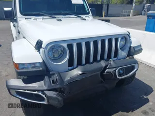 2019 Jeep Wrangler Unlimited Sahara with VIN 1C4HJXENXKW684942, listed as a IAAI auction lot 42021869 with 55,137 mi miles and . Bid and sale history available at DreamBid. Image 6.