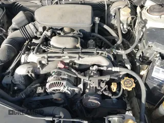 2006 Subaru Legacy Outback Limited with VIN 4S4BP62C567326256, listed as a IAAI auction lot 41350310 with 263,060 mi miles and . Bid and sale history available at DreamBid. Image 10.