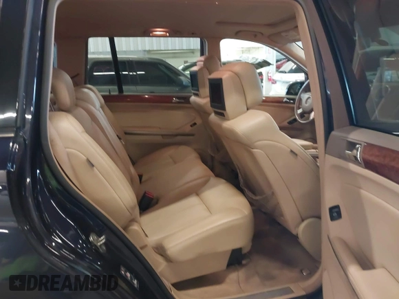 2008 Mercedes-Benz GL-Class 4.6L with VIN 4JGBF71E48A369701, listed as a IAAI auction lot 41789233 with 198,364 mi miles. Bid and sale history available at carsss.com. Image 8.