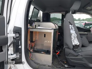 2024 Ford F-250 XL z VIN 1FT7X2BA9REC20703, wystawiony jako IAAI lot #42271124 z przebiegiem Nie podano mil oraz . Historia ofert i sprzedaży dostępna na DreamBid. Obrazek 8.