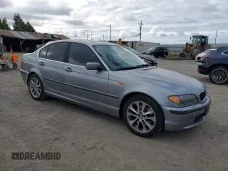 2004 BMW 3 Series 330xi with VIN WBAEW534X4PN33452, listed as a Copart auction lot 54746735 with 135,729 mi miles and Salvage title. Bid and sale history available at DreamBid. Image 4.