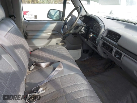 1994 Ford F-150 with VIN 1FTEX15Y6RKA02570, listed as a IAAI auction lot 41092354 with Not provided miles and . Bid and sale history available at DreamBid. Image 5.