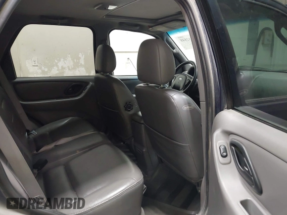 2002 Ford Escape XLT Choice z VIN 1FMCU04162KB99594, wystawiony jako IAAI lot #42632848 z przebiegiem 166 632 mil mil oraz . Historia ofert i sprzedaży dostępna na DreamBid. Obrazek 8.