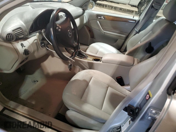 2007 Mercedes-Benz C 230 Sport z VIN WDBRF52H87E023463, wystawiony jako Copart lot #47412045 z przebiegiem 126 633 mil mil oraz Szkoda całkowita • Salvage title. Historia ofert i sprzedaży dostępna na DreamBid. Obrazek 7.
