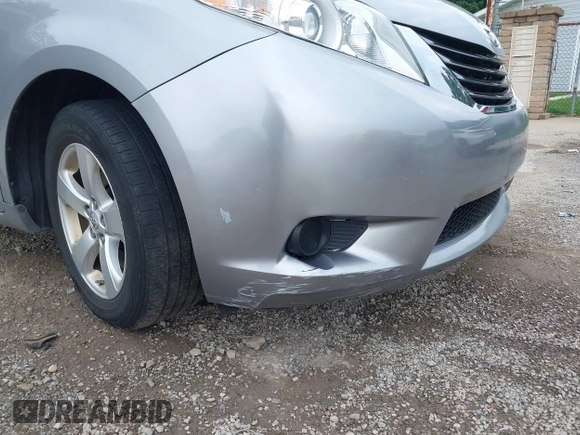 2013 Toyota Sienna LE AAS with VIN 5TDKK3DC7DS332092, listed as a IAAI auction lot 42676665 with 121,481 mi miles and . Bid and sale history available at DreamBid. Image 18.
