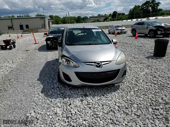 2012 Mazda Mazda2 Sport with VIN JM1DE1KY5C0148273, listed as a Copart auction lot 47045815 with 104,814 mi miles and Salvage Title. Bid and sale history available at carsss.com. Image 10.