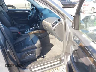 2014 Audi Q5 Premium Plus z VIN WA1LFAFP4EA046884, wystawiony jako IAAI lot #41966231 z przebiegiem 69 940 mil mil oraz . Historia ofert i sprzedaży dostępna na DreamBid. Obrazek 5.