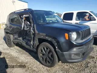 2018 Jeep Renegade Altitude with VIN ZACCJBBB5JPG75357, listed as a Copart auction lot 80260204 with 70,377 mi miles and Salvage title. Bid and sale history available at DreamBid. Image 4.