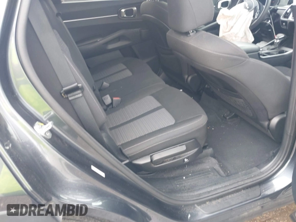 2022 Kia Sorento LX with VIN 5XYRG4LC8NG116399, listed as a IAAI auction lot 42074234 with 58,217 mi miles and . Bid and sale history available at DreamBid. Image 8.