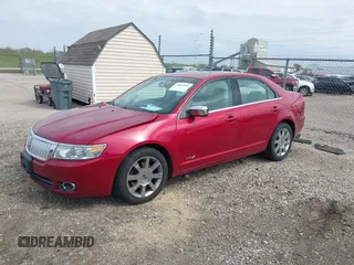 2007 Lincoln MKZ z VIN 3LNHM26T27R670949, wystawiony jako IAAI lot #42033366 z przebiegiem 135 941 mil mil oraz . Historia ofert i sprzedaży dostępna na DreamBid. Obrazek 2.