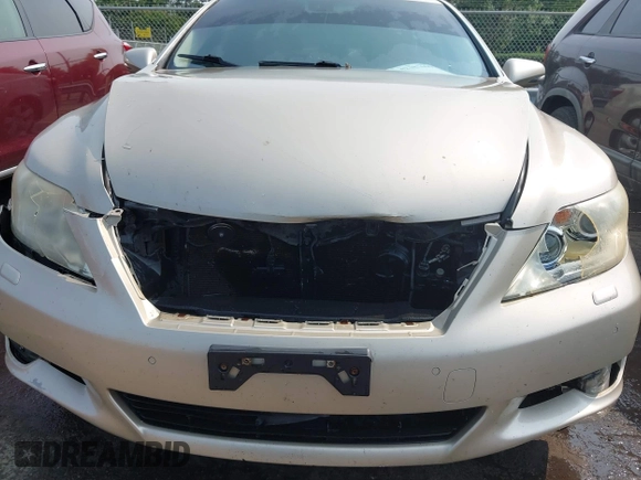 2011 Lexus LS 460 with VIN JTHBL5EF9B5102671, listed as a IAAI auction lot 42387699 with 199,492 mi miles and . Bid and sale history available at DreamBid. Image 12.