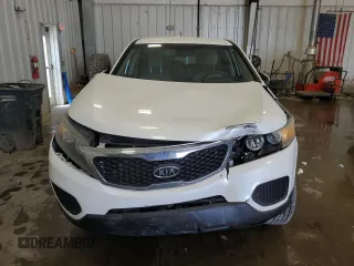 2012 Kia Sorento LX with VIN 5XYKT3A18CG233549, listed as a Copart auction lot 52532305 with 163,735 mi miles and Non Repairable. Bid and sale history available at DreamBid. Image 5.