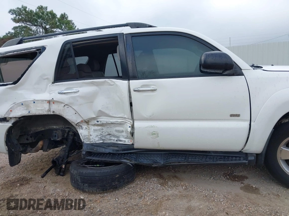 2006 Toyota 4Runner SR5 z VIN JTEZU14R060083248, wystawiony jako IAAI lot #41879414 z przebiegiem 293 401 mil mil oraz . Historia ofert i sprzedaży dostępna na DreamBid. Obrazek 12.
