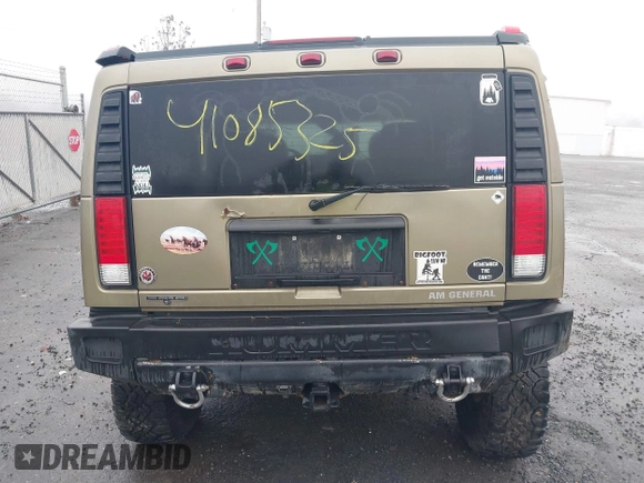 2005 Hummer H2 SUV with VIN 5GRGN23U35H130615, listed as a IAAI auction lot 41085325 with 138,393 mi miles. Bid and sale history available at carsss.com. Image 16.